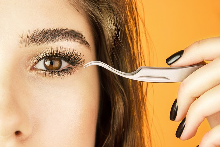 WHAT AN EYELASH PROFESSIONAL SHOULD KNOW?