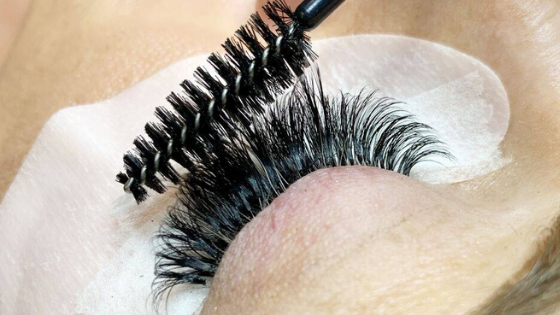 LOSE YOUR LASHES? IS IT NORMAL AFTER YOU HAVE LASH EXTENSIONS?